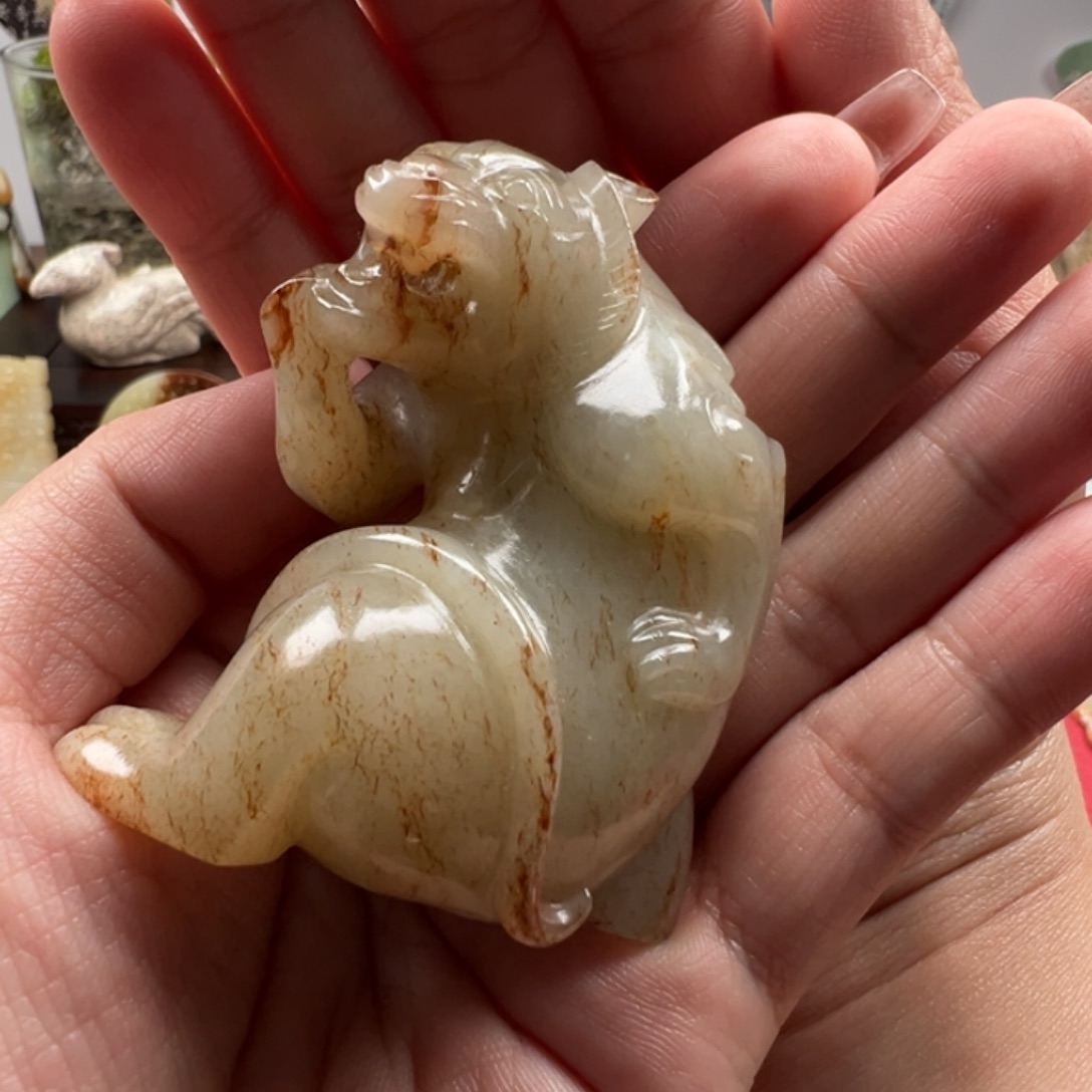 糊***爷和田玉未镶嵌颈饰