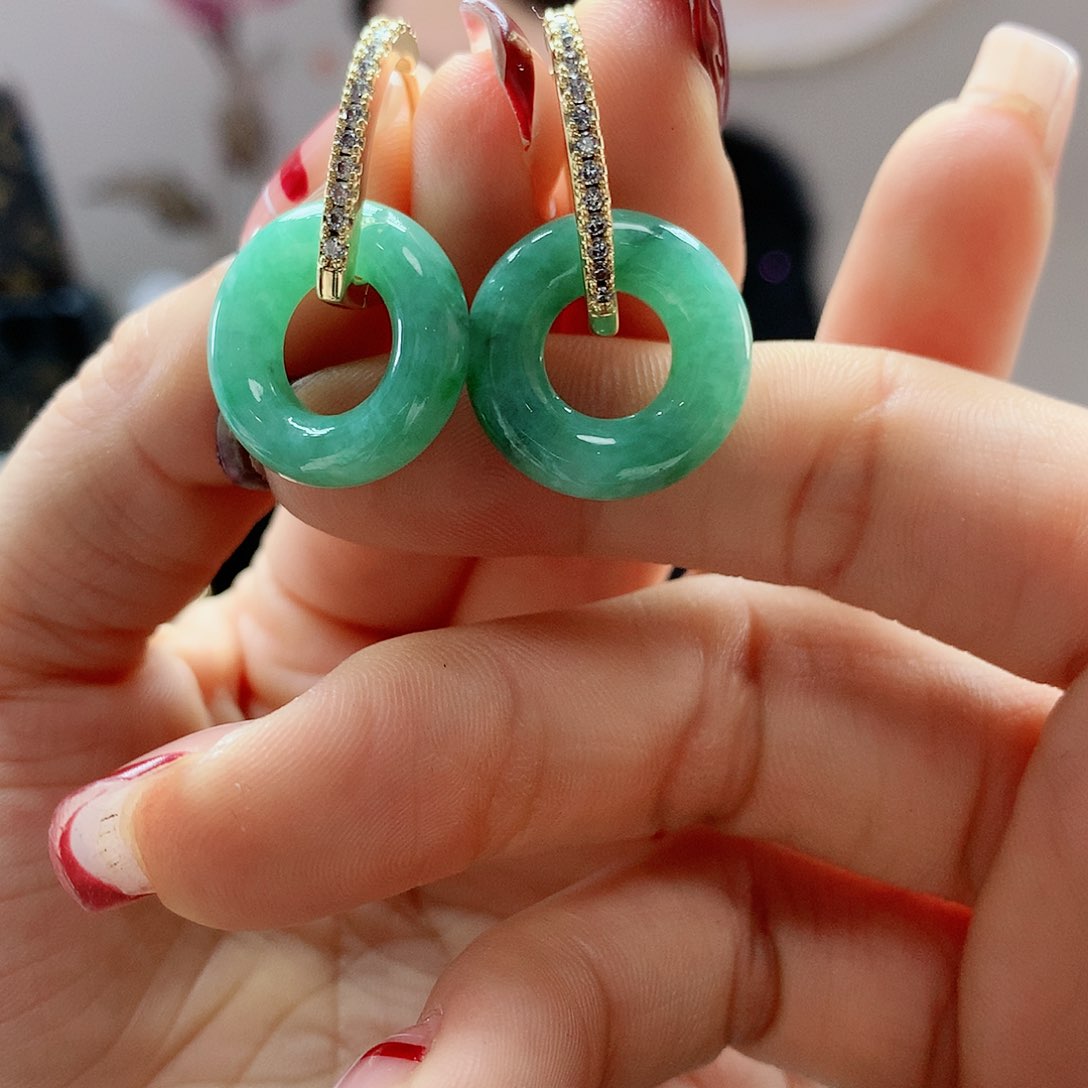 【闪购商品】翡翠耳饰未镶嵌，