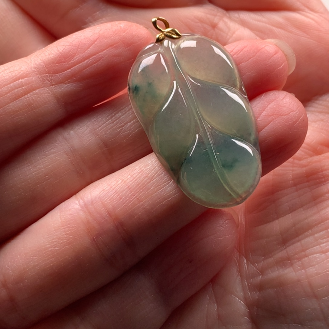 瀛***瀛翡翠18K金镶嵌颈饰翡翠