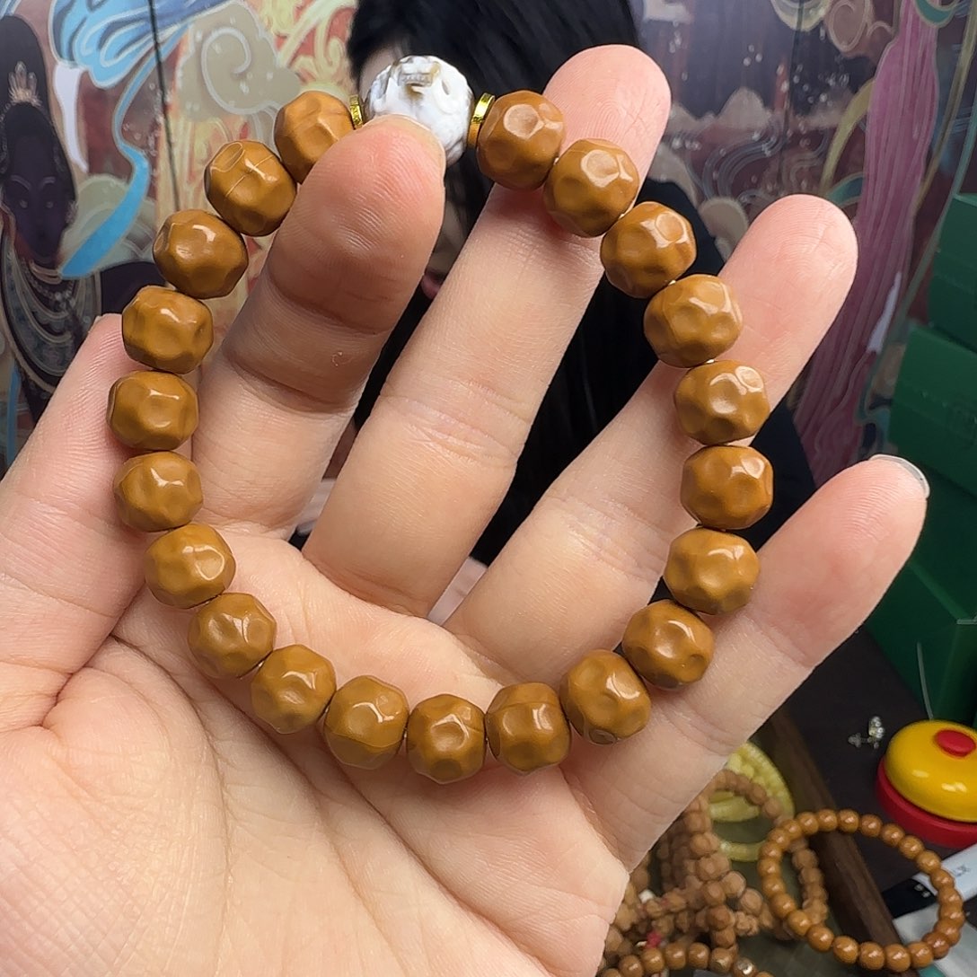 吊坠猴头核桃猴头奶酪珠改