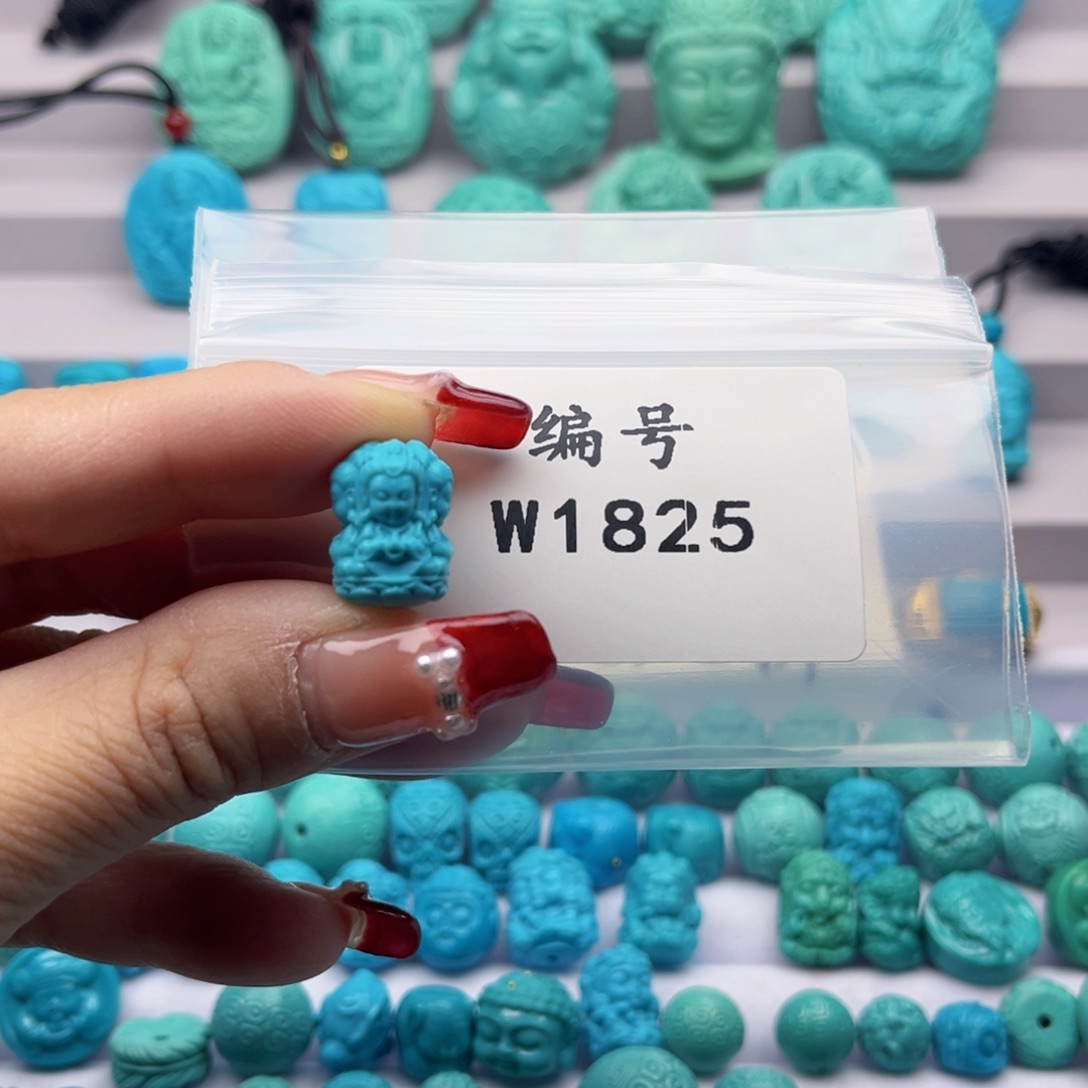 绿松石雕刻未镶嵌小*鲨