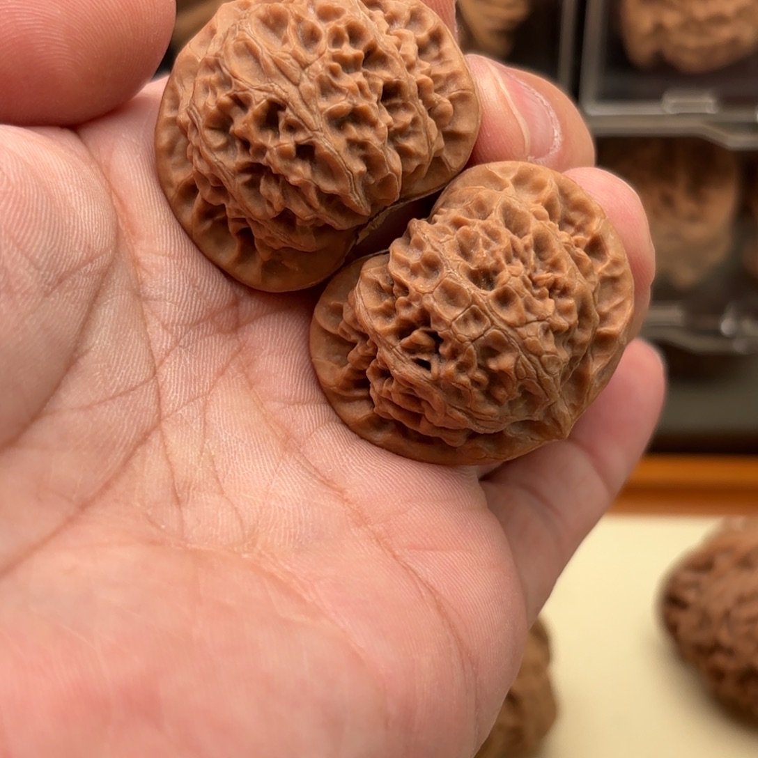 把件文玩核桃宫灯狮子头