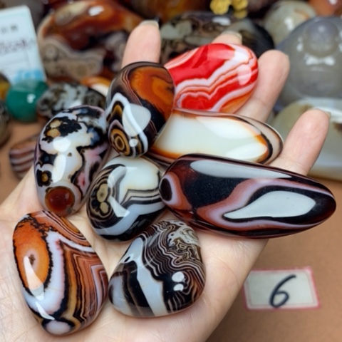 未镶嵌颈饰玛瑙/玉髓A****y打孔不退不换
