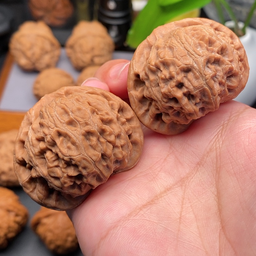 【闪购商品】文玩核桃把件宫灯全品44