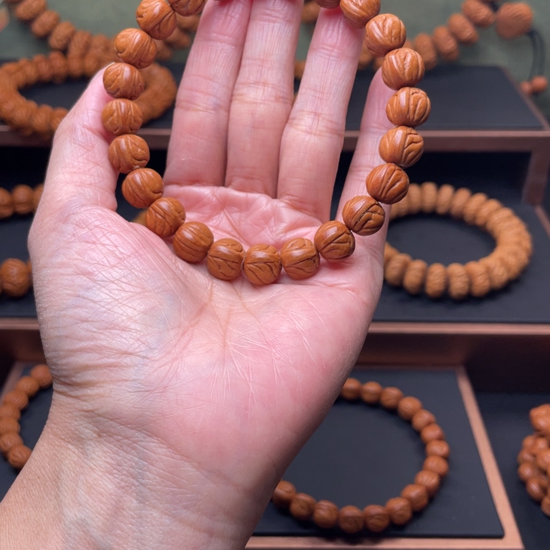 桃核手串10玉龙脊