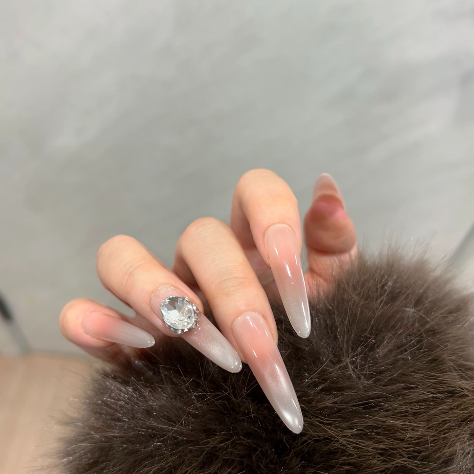 【桃气奶冻】纯手工冰透裸色爆闪钻球穿戴甲自然显白高级感美甲贴片