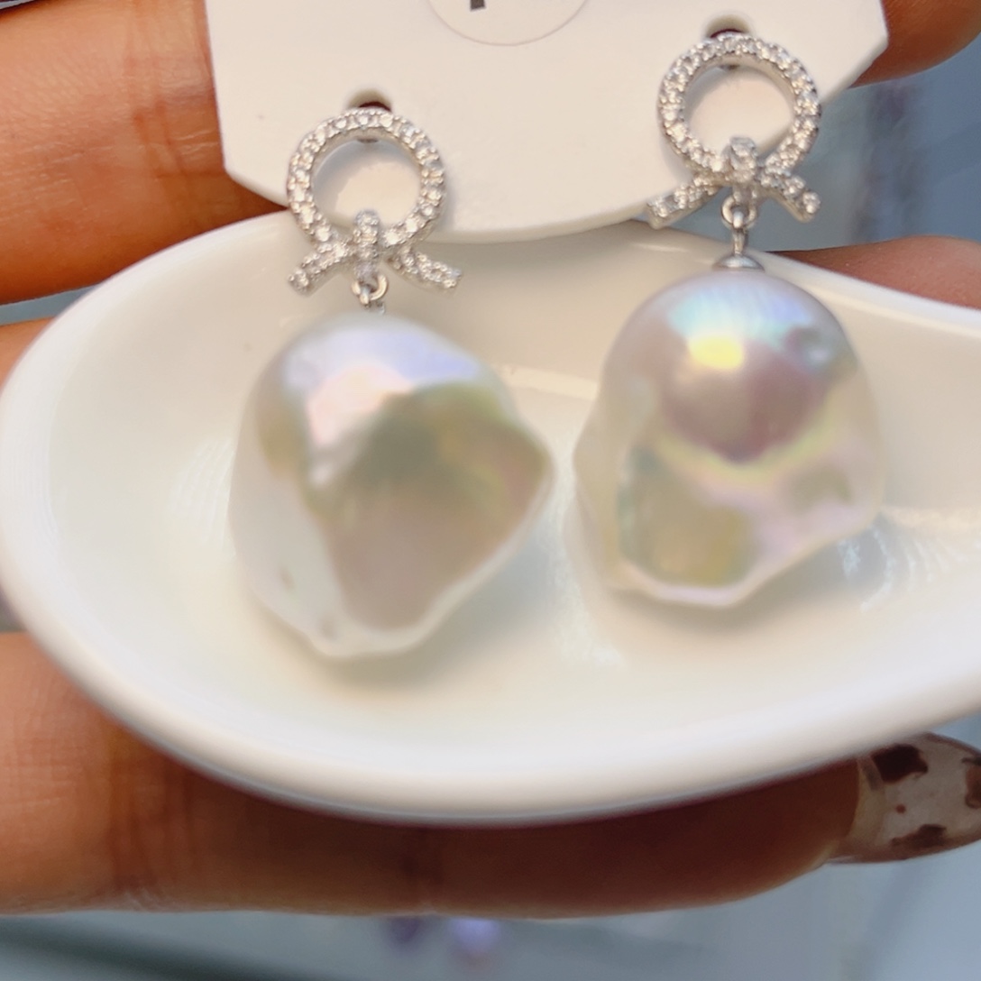 已***置淡水珍珠未镶嵌颈饰