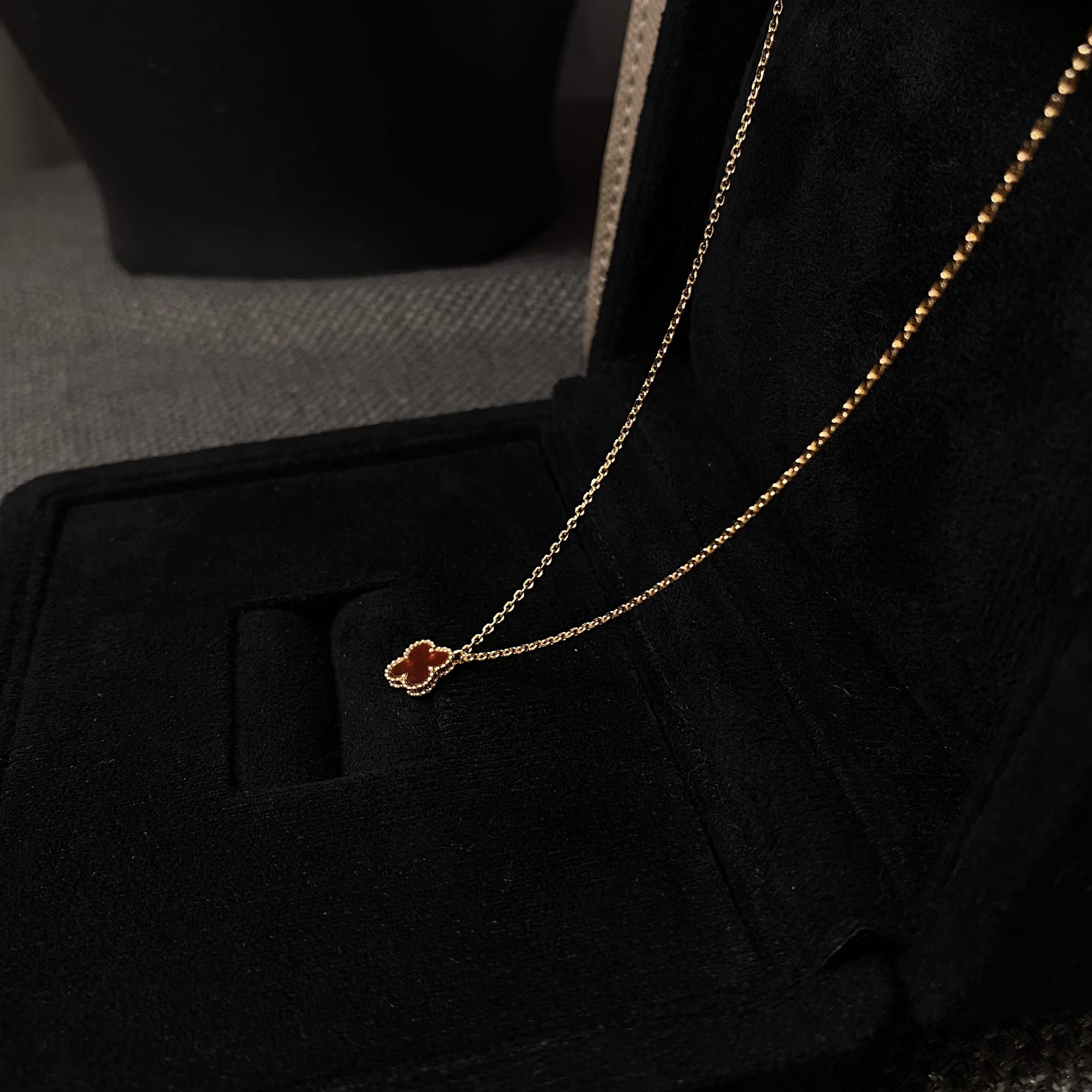 坠链均925银合成锆石 小花项链U7000气质轻奢时尚百搭红色双面