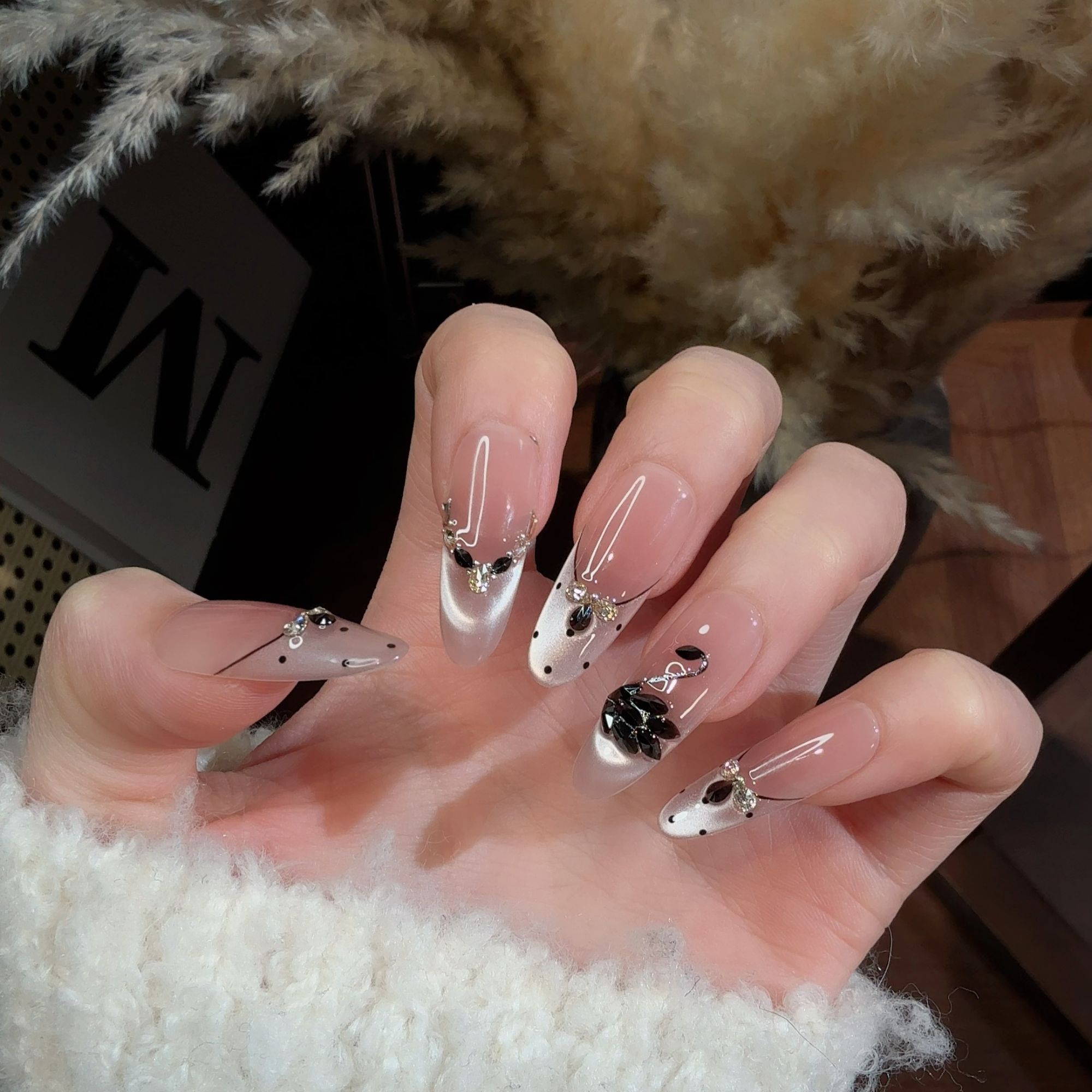 【黑天鹅】东洲水晶锆石钻猫眼纯手工穿戴甲 美甲贴片 10片装