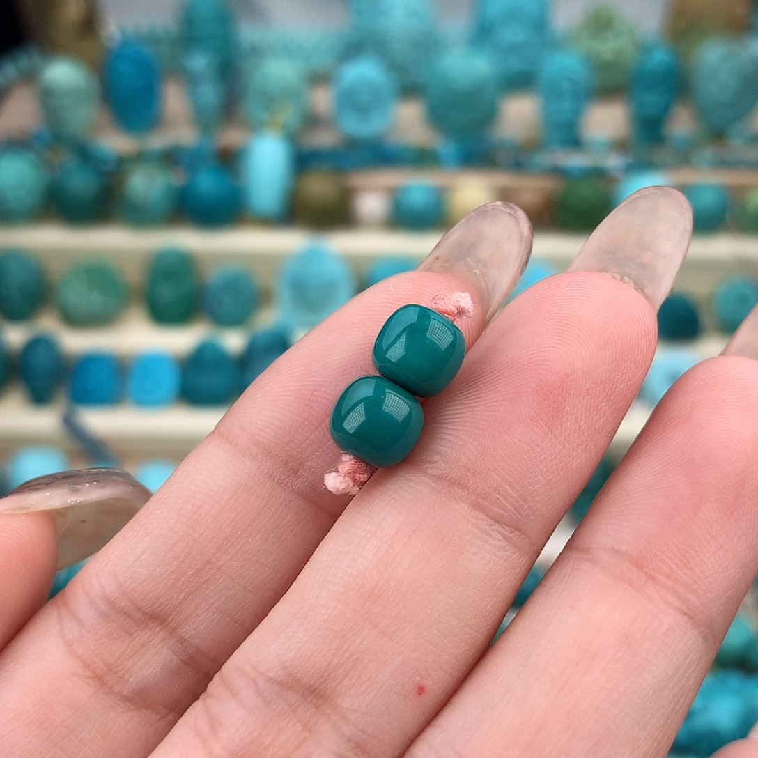 K***s绿松石未镶嵌珠宝奇石