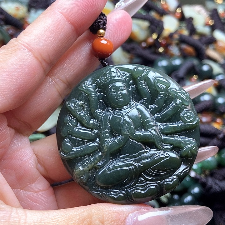 和田玉颈饰未镶嵌