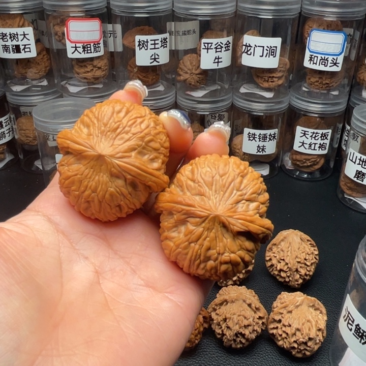 吊坠文玩核桃泥鳅背42
