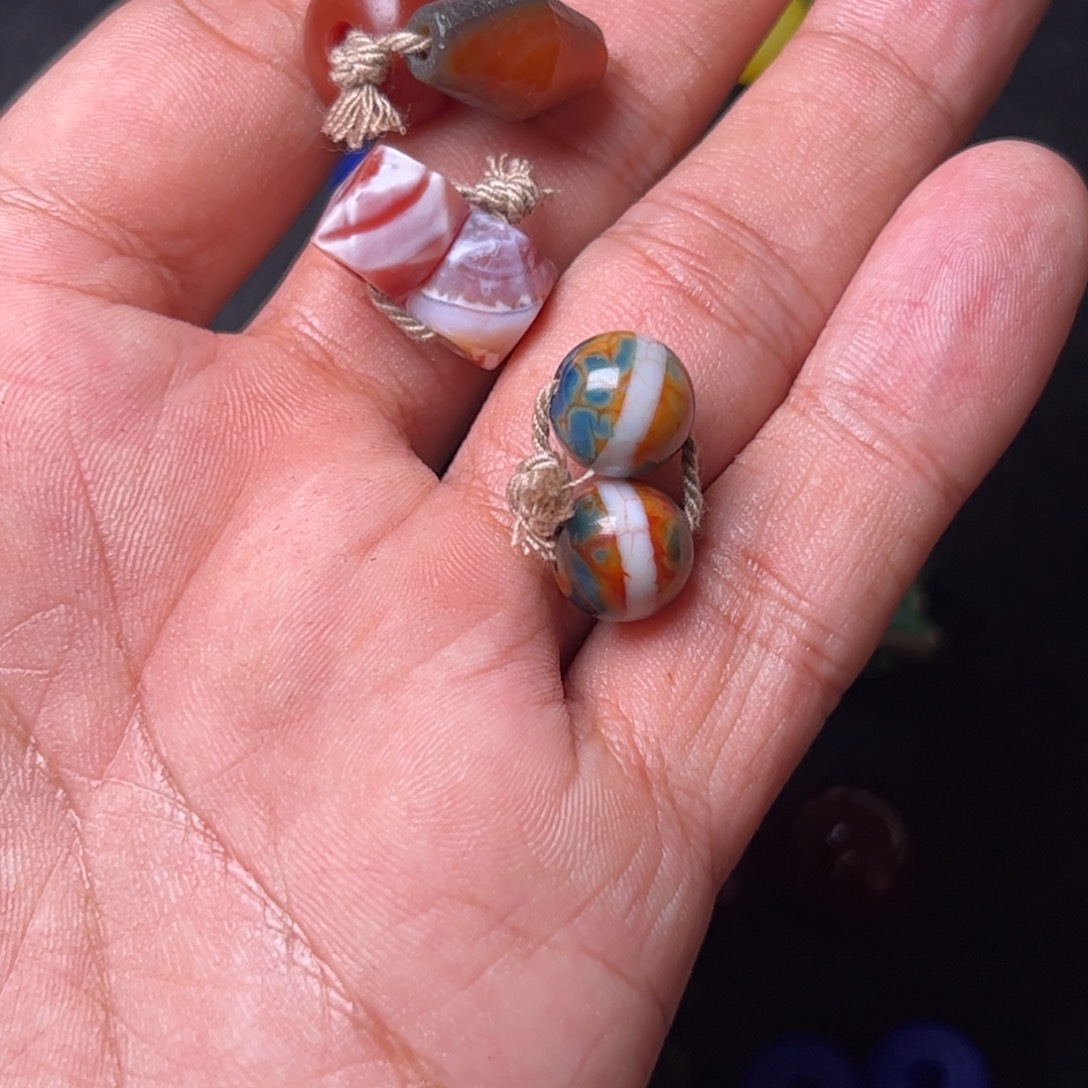 是****玛瑙/玉髓未镶嵌配饰