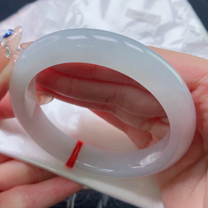 翡翠未镶嵌手镯圈口5657