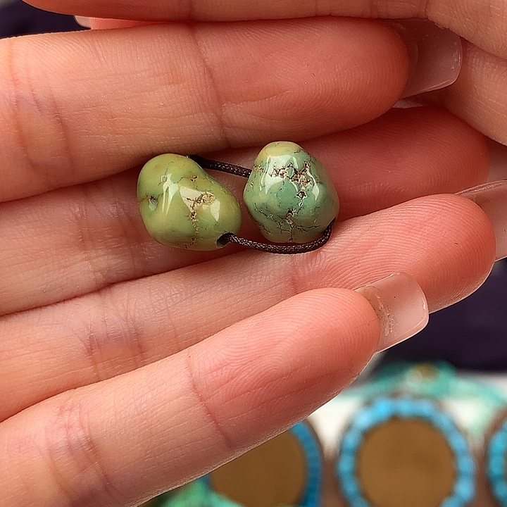 绿松石未镶嵌原矿