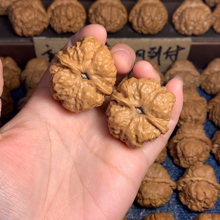 桃核吊坠✌️****蛤蟆核桃