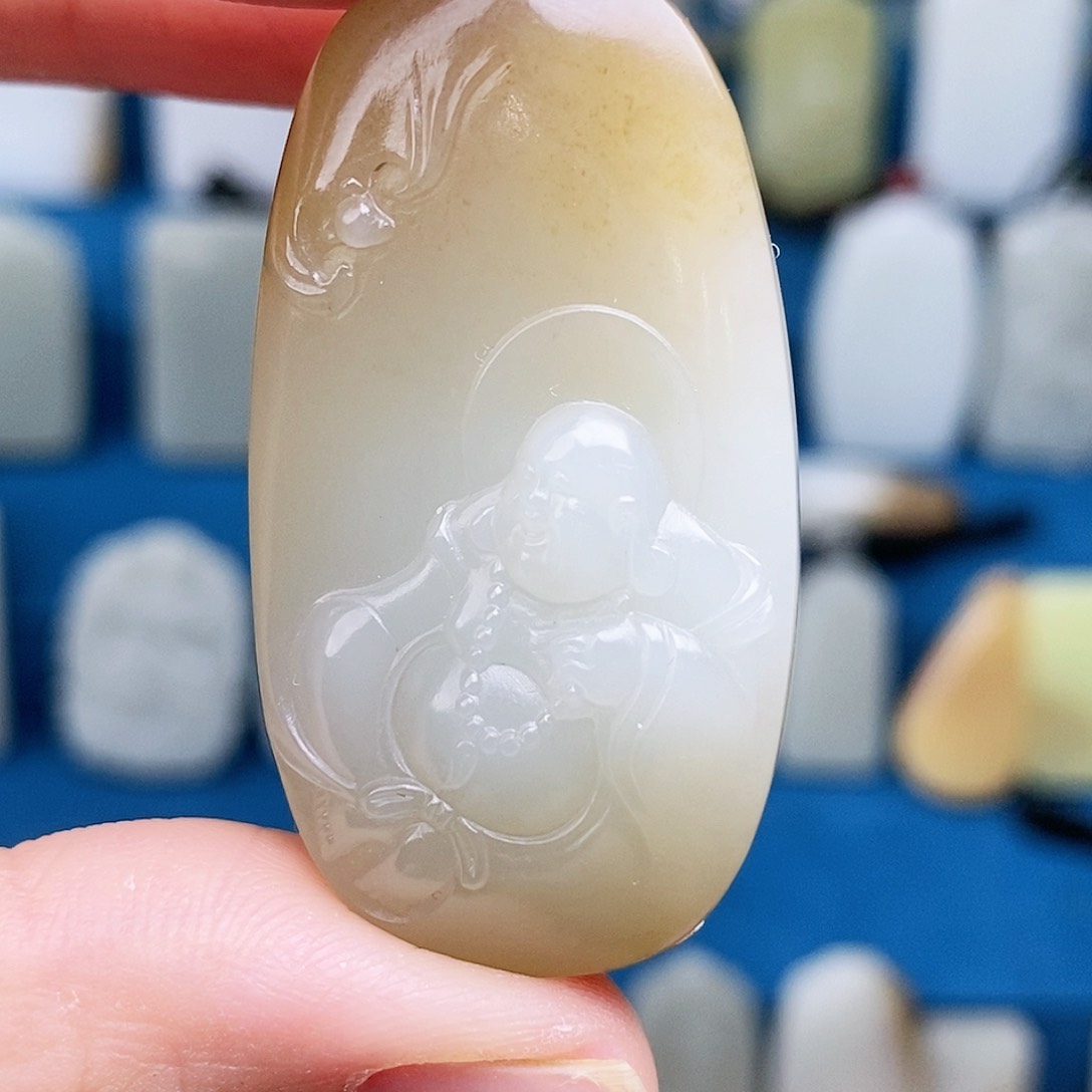 和田玉（糖玉）未镶嵌颈饰