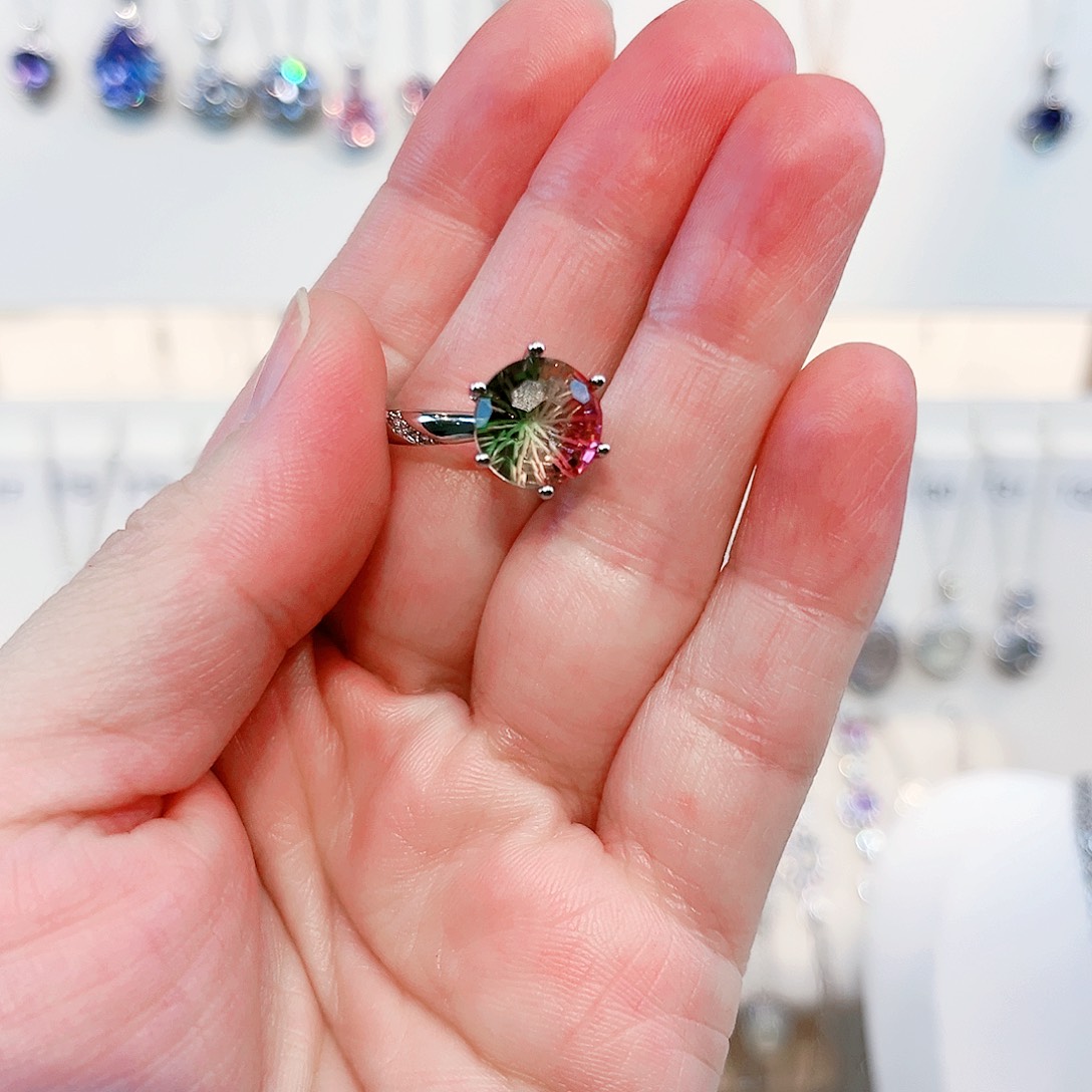 浪***子银S925镶嵌碧玺戒指