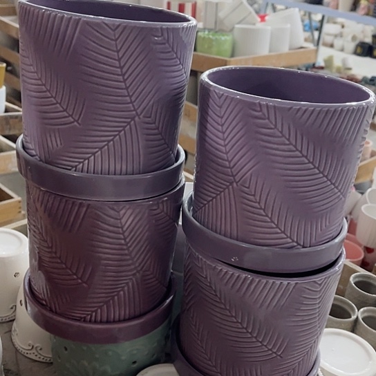 多肉绿植陶瓷花盆9.9包邮，有孔