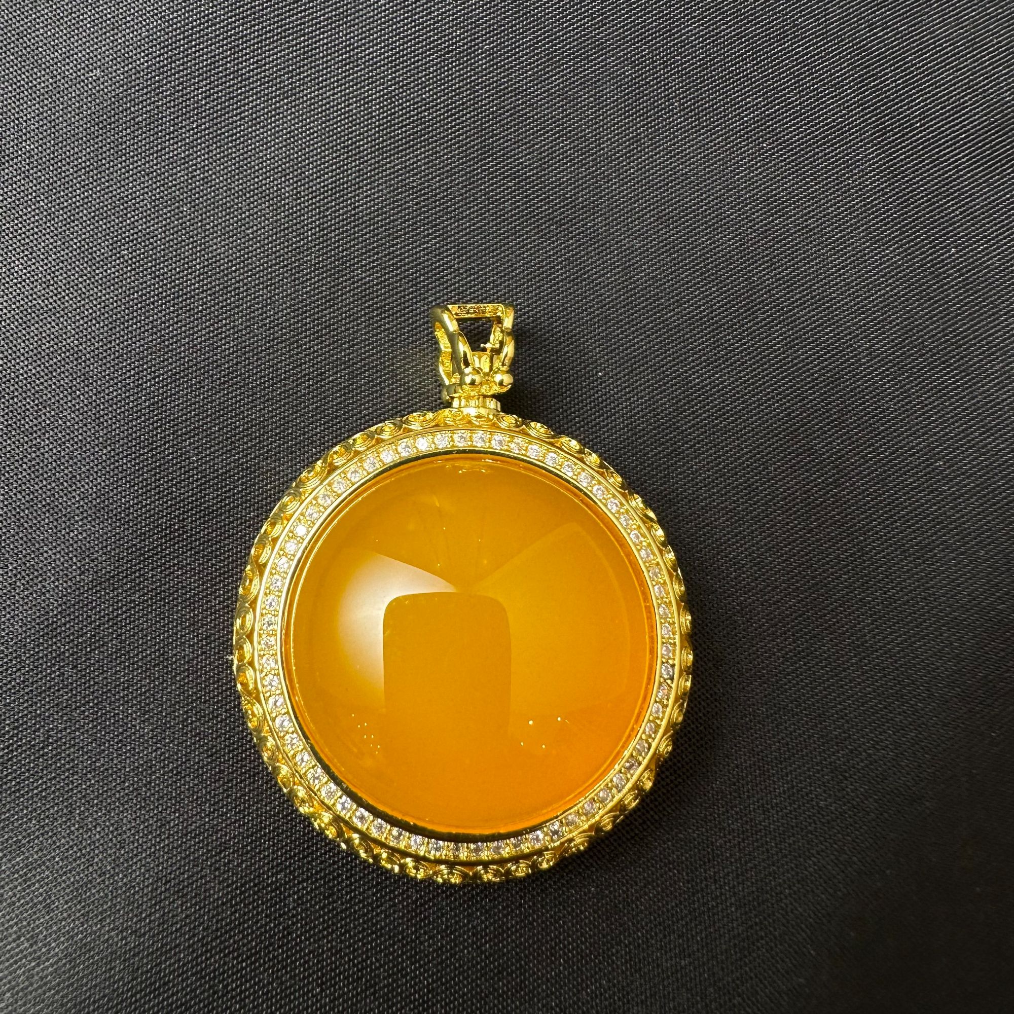 黄玛瑙吊坠C04-13赠礼盒（多样性发其一）