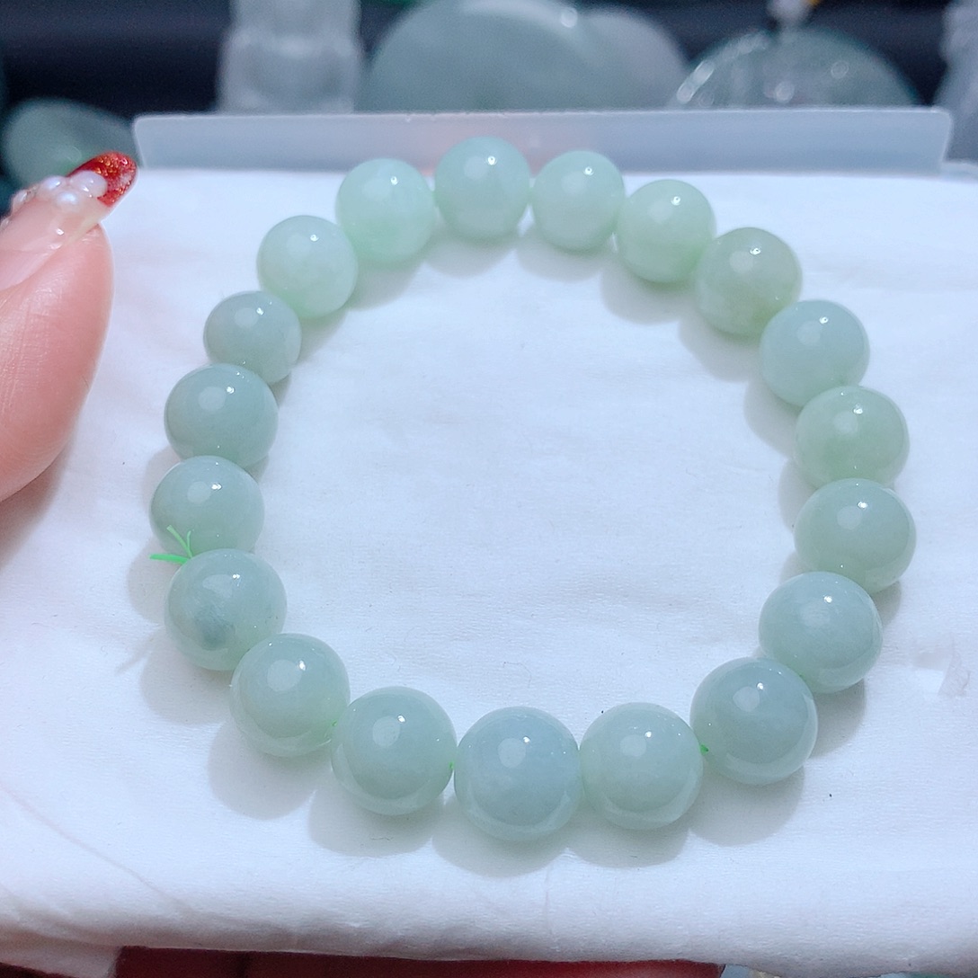 翡翠颈饰未镶嵌3447。
