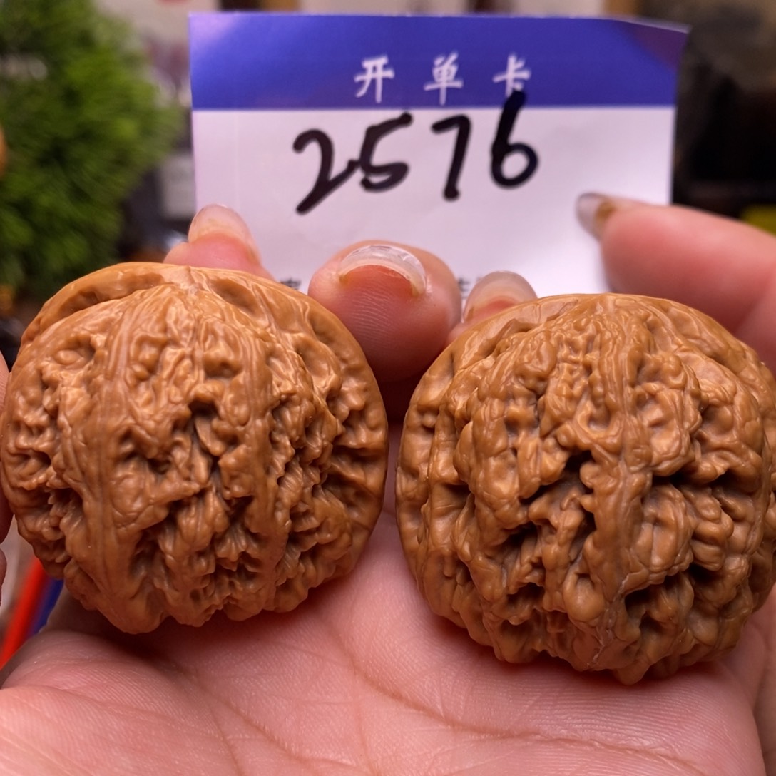 桃核吊坠大粗筋。边42。丹。微修