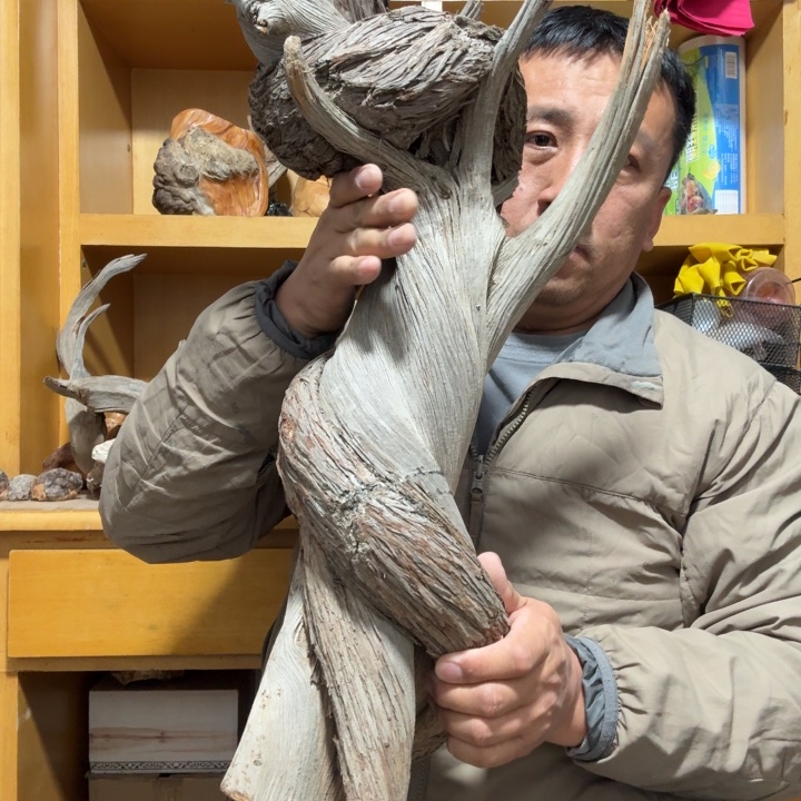 柏木崖柏毛料的加工