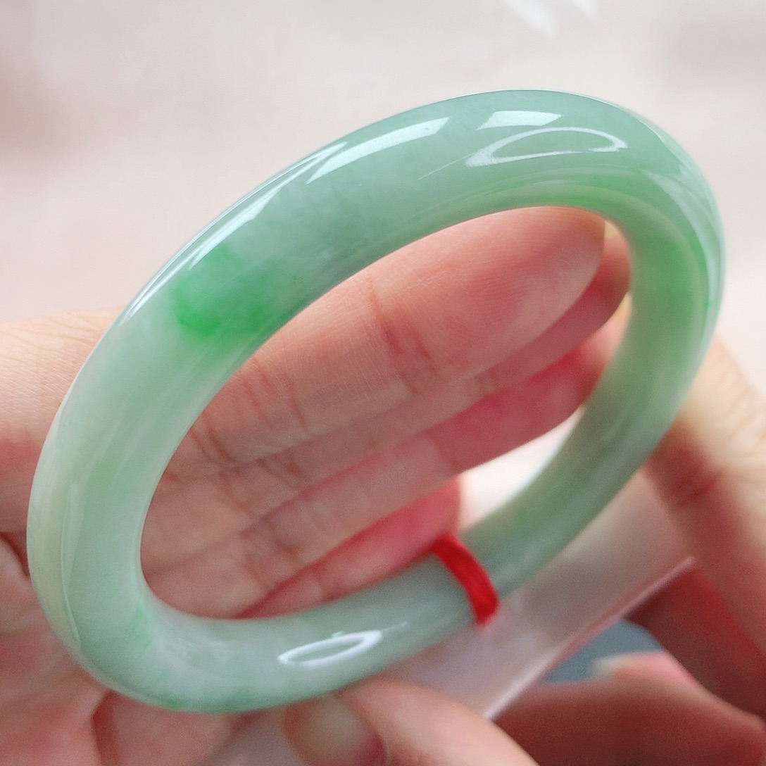 翡翠手镯未镶嵌，019