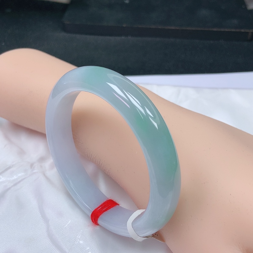 【闪购商品】翡翠手镯未镶嵌，