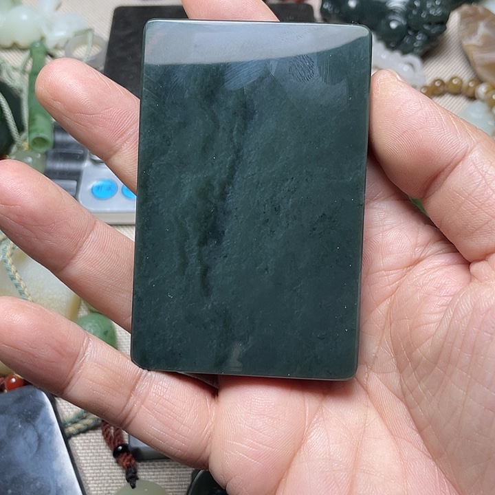 飞***令和田玉（糖玉）未镶嵌颈饰