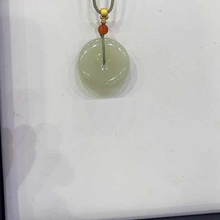 凯***诺颈饰未镶嵌和田玉和田玉平安扣