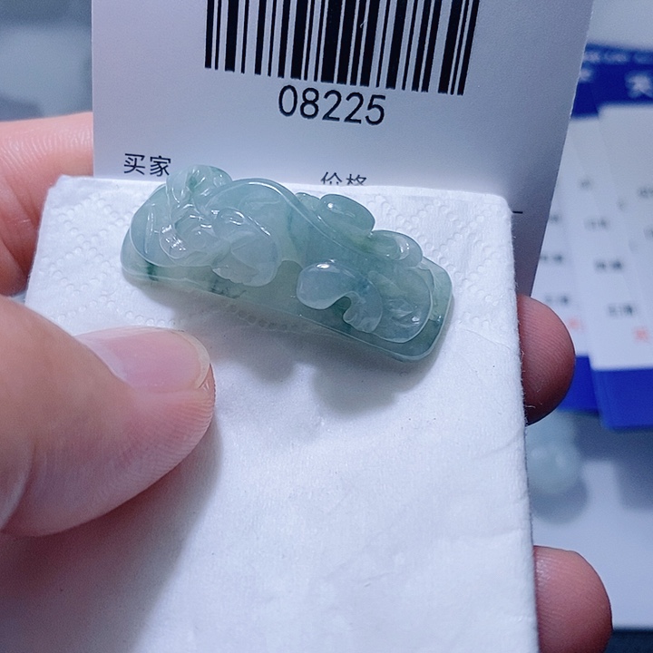 翡翠未镶嵌颈饰天光墟翡翠市场现金代购