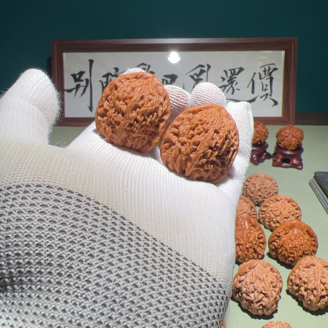 文玩核桃把件35南疆石小高炮