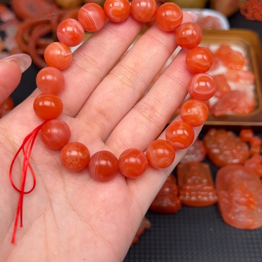 细***喃南红玛瑙未镶嵌手链