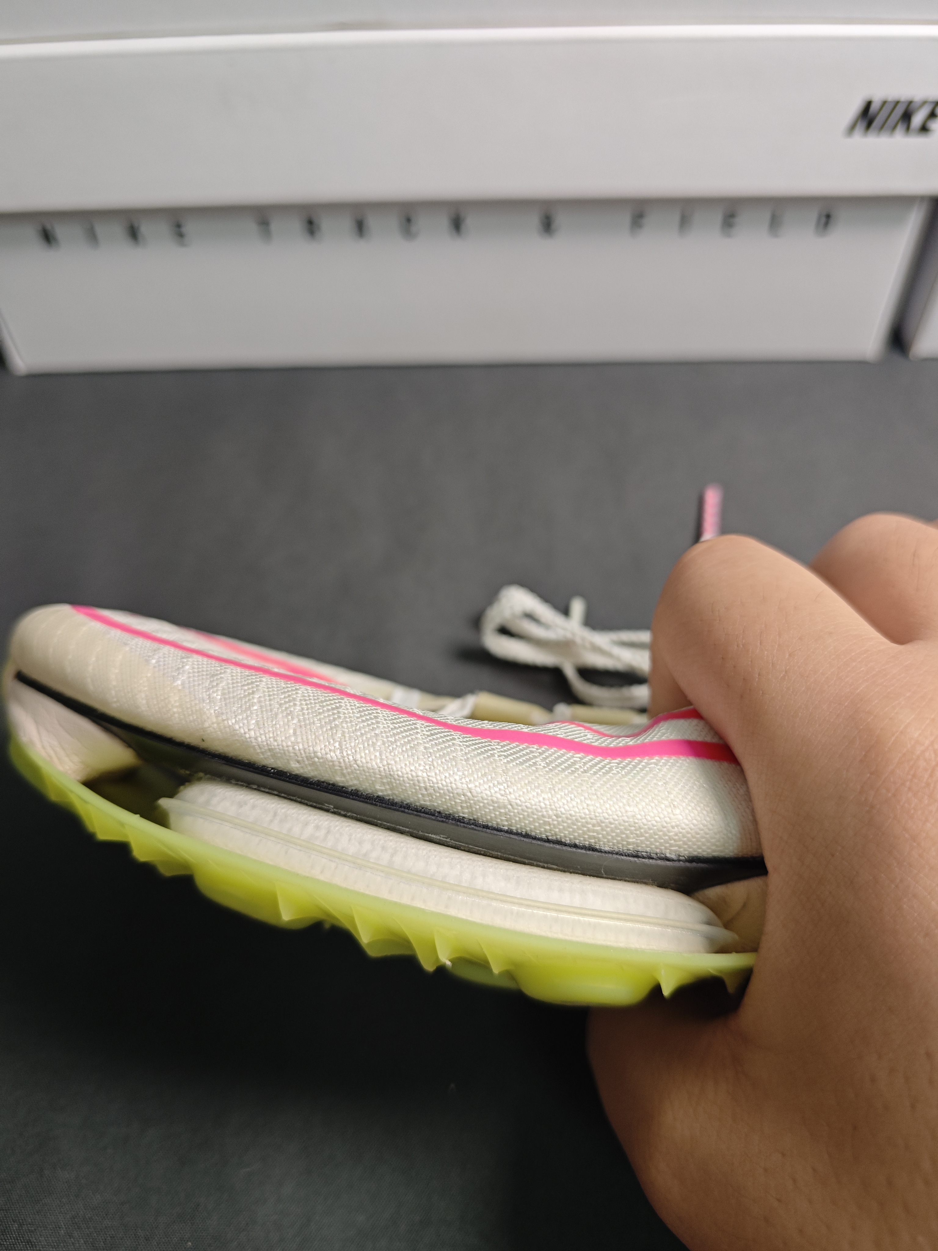 95新 maje 编号b19   39maxfly一代钉鞋展品玩具