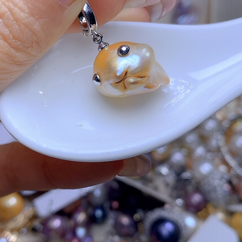 【闪购商品】银S925镶嵌淡水珍珠吊坠