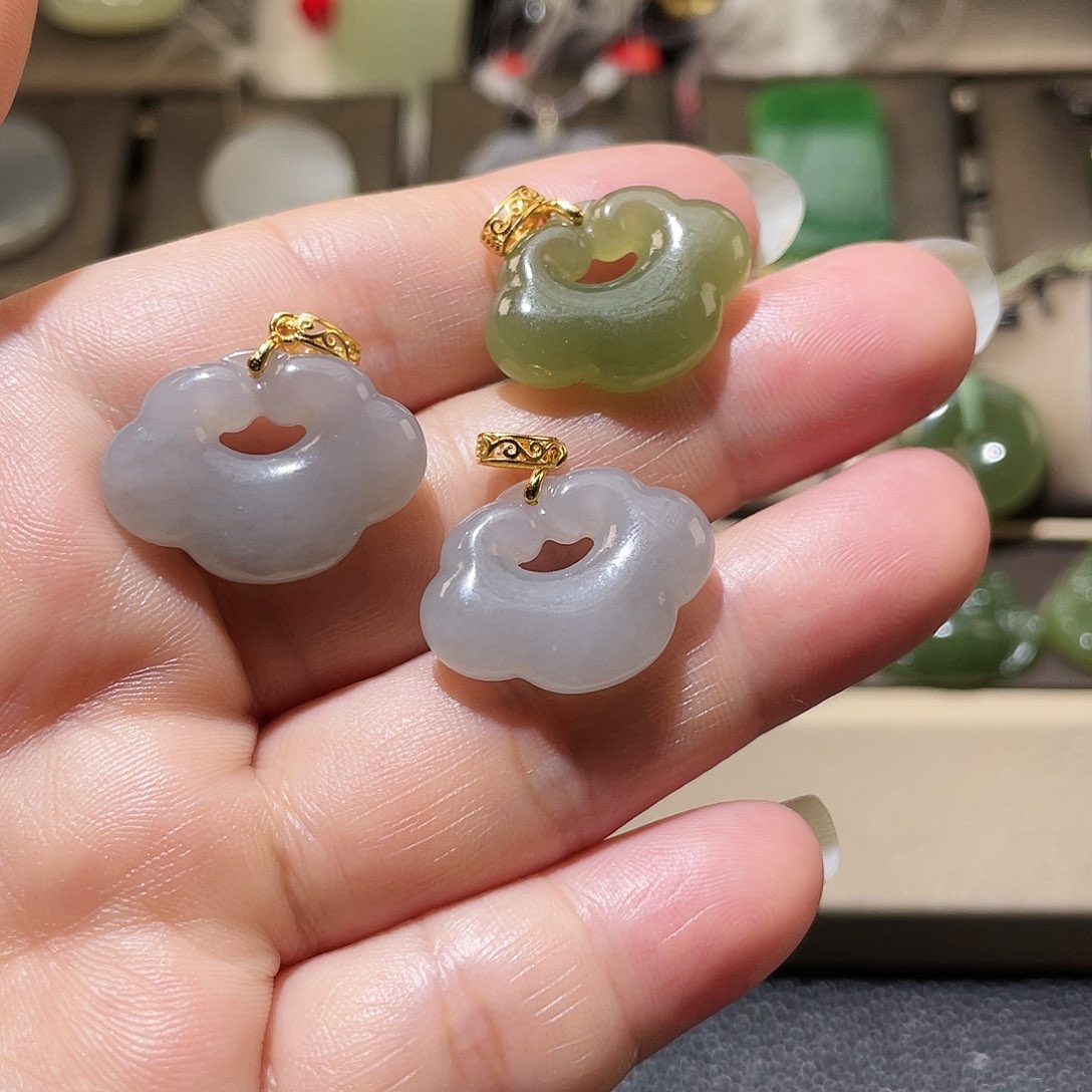 和田玉吊坠(不含链)未镶嵌