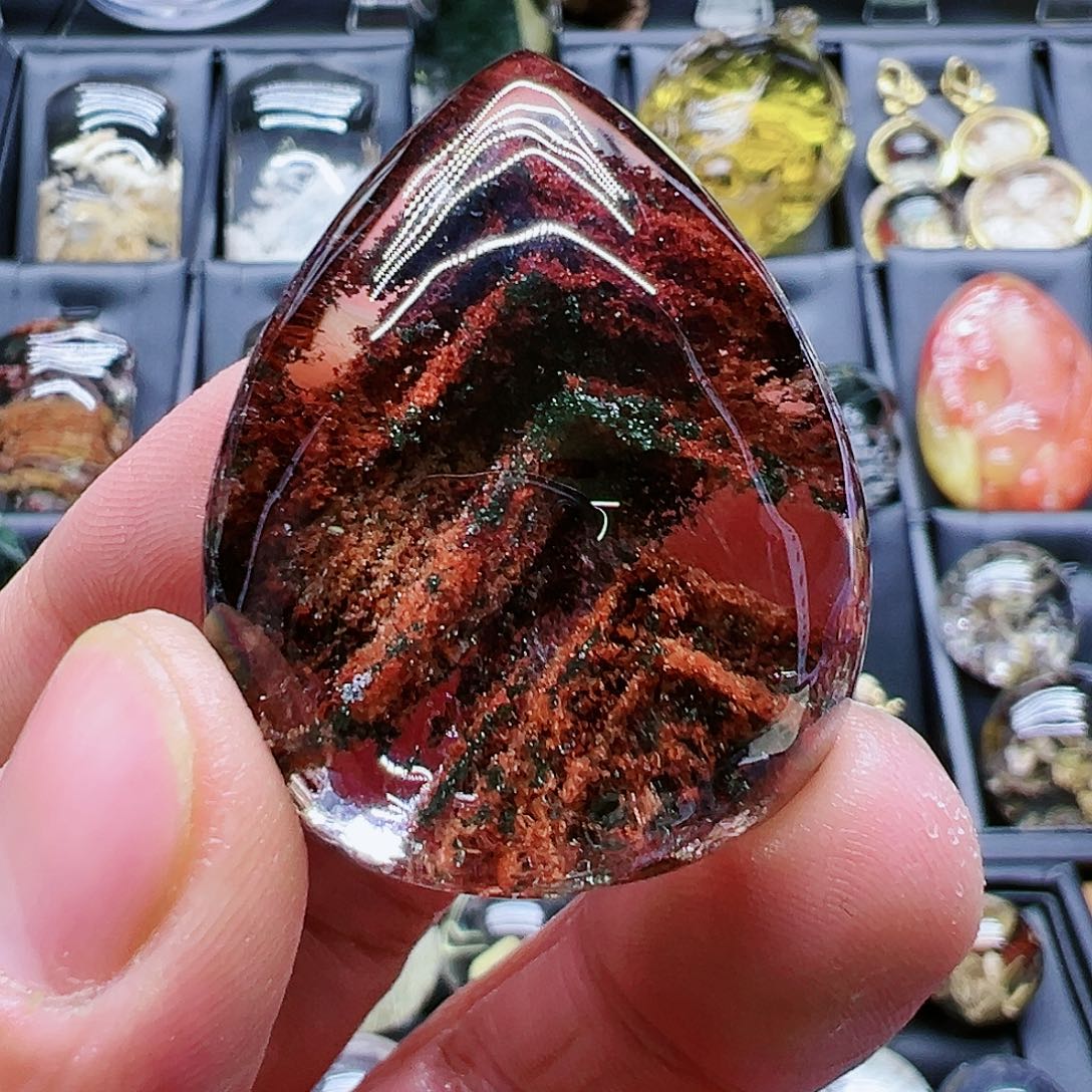 水晶吊坠……未镶嵌