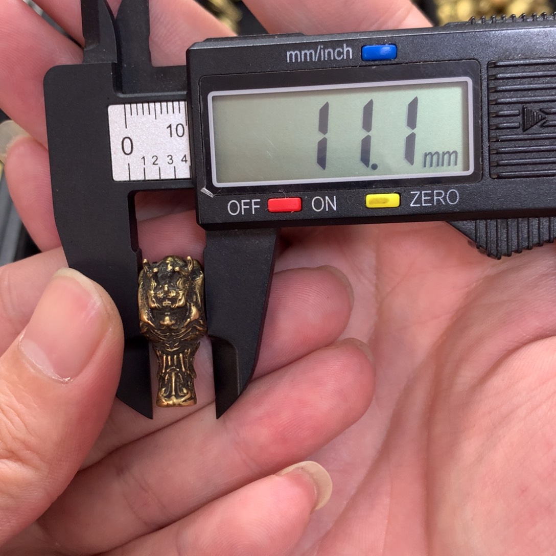 集芙饰品批发号：024