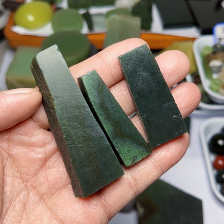 未镶嵌和田玉珠宝半成品