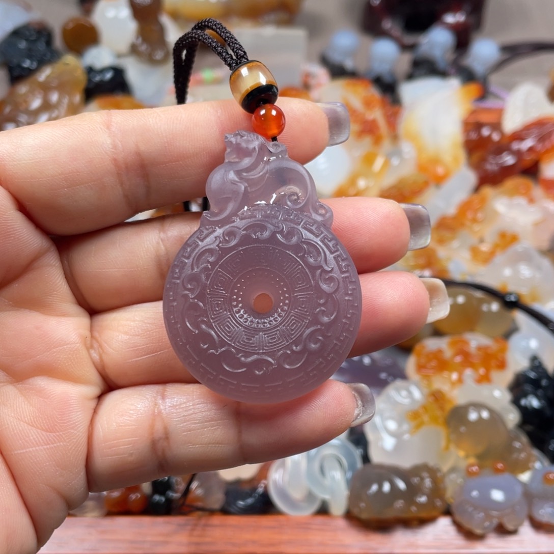 阿***璇玛瑙/玉髓颈饰未镶嵌