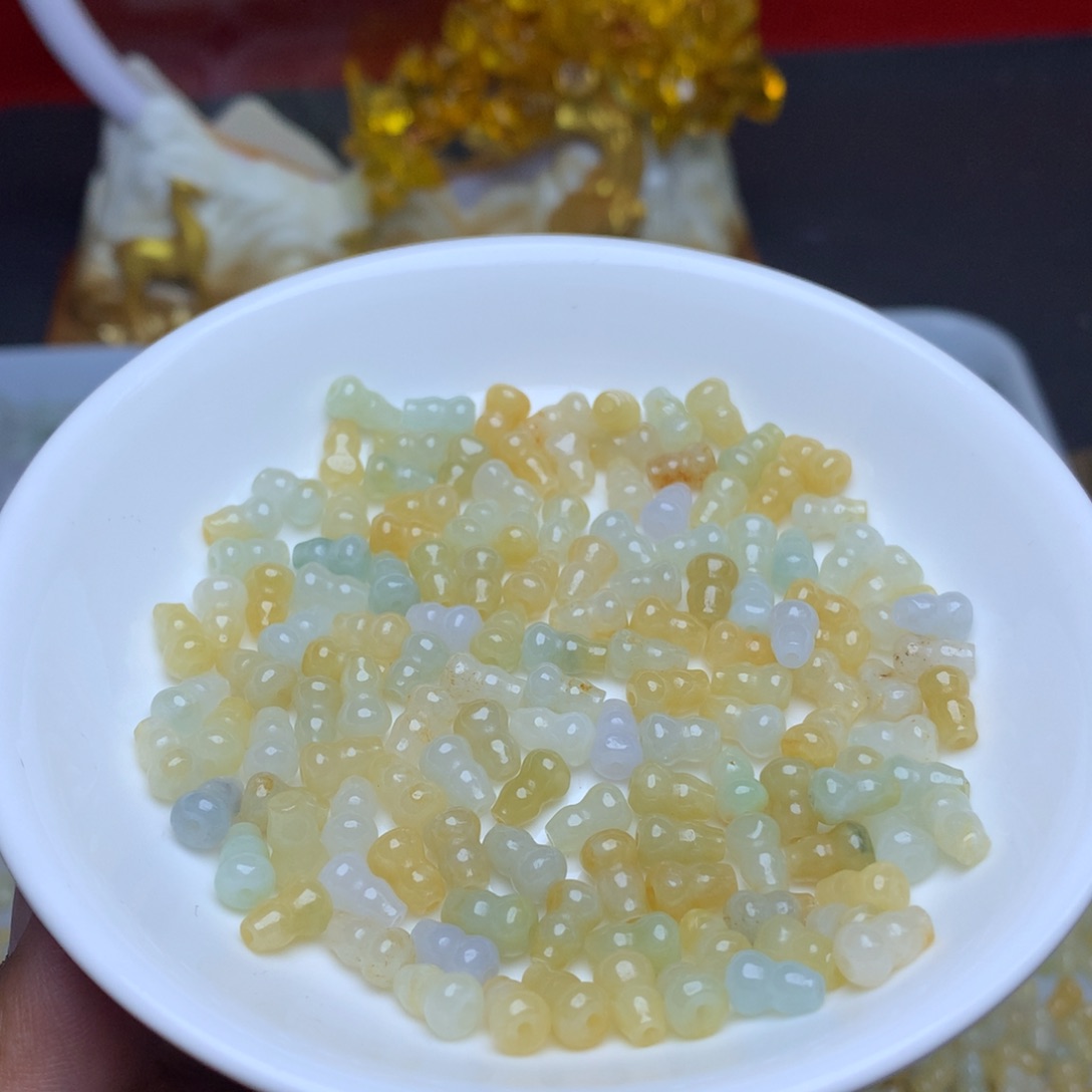 【闪购商品】翡翠手链未镶嵌卡5乘7.4多宝葫芦50个