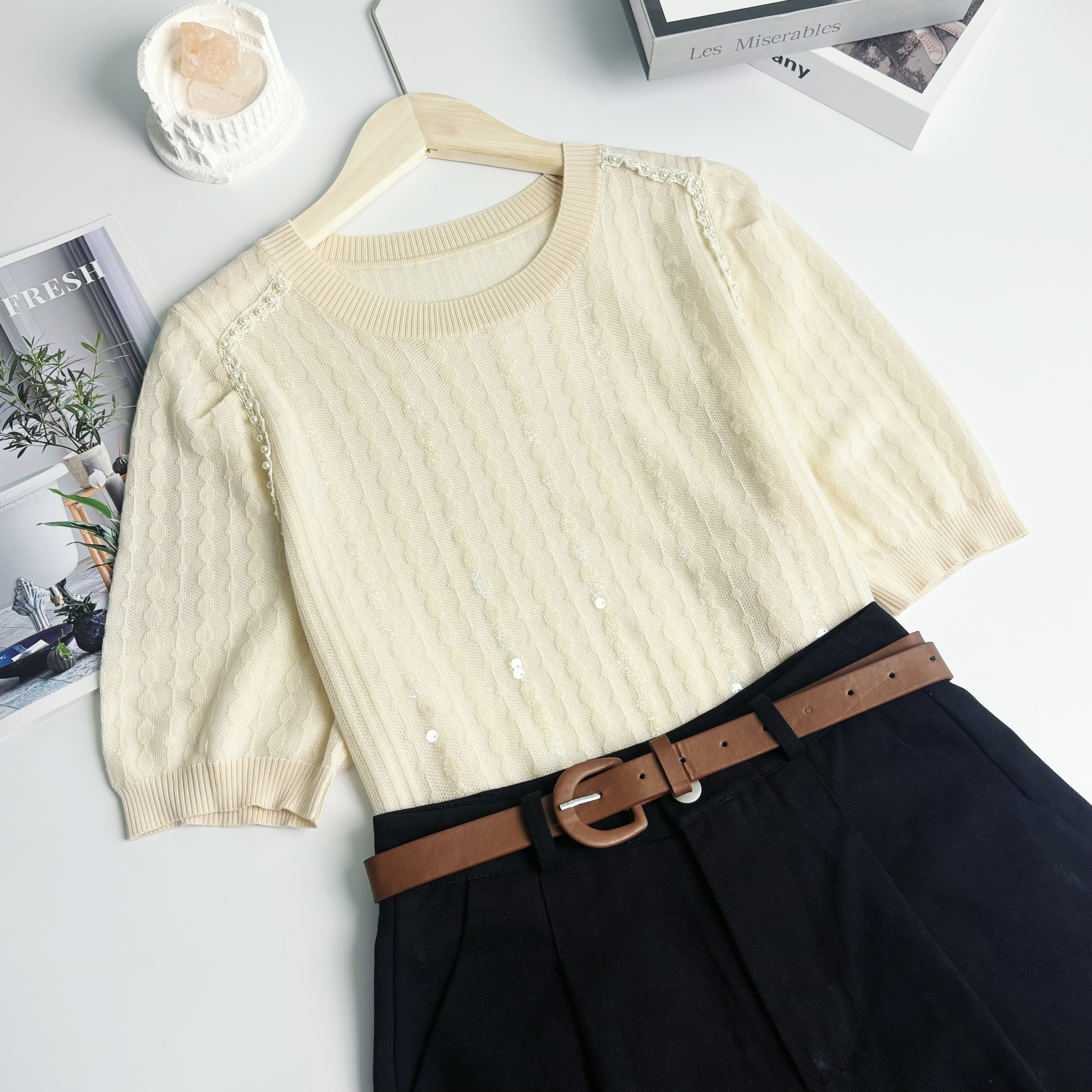 玲姐定制-夏季精致高级感小重工亮片珍珠轻薄微透针织短袖138721