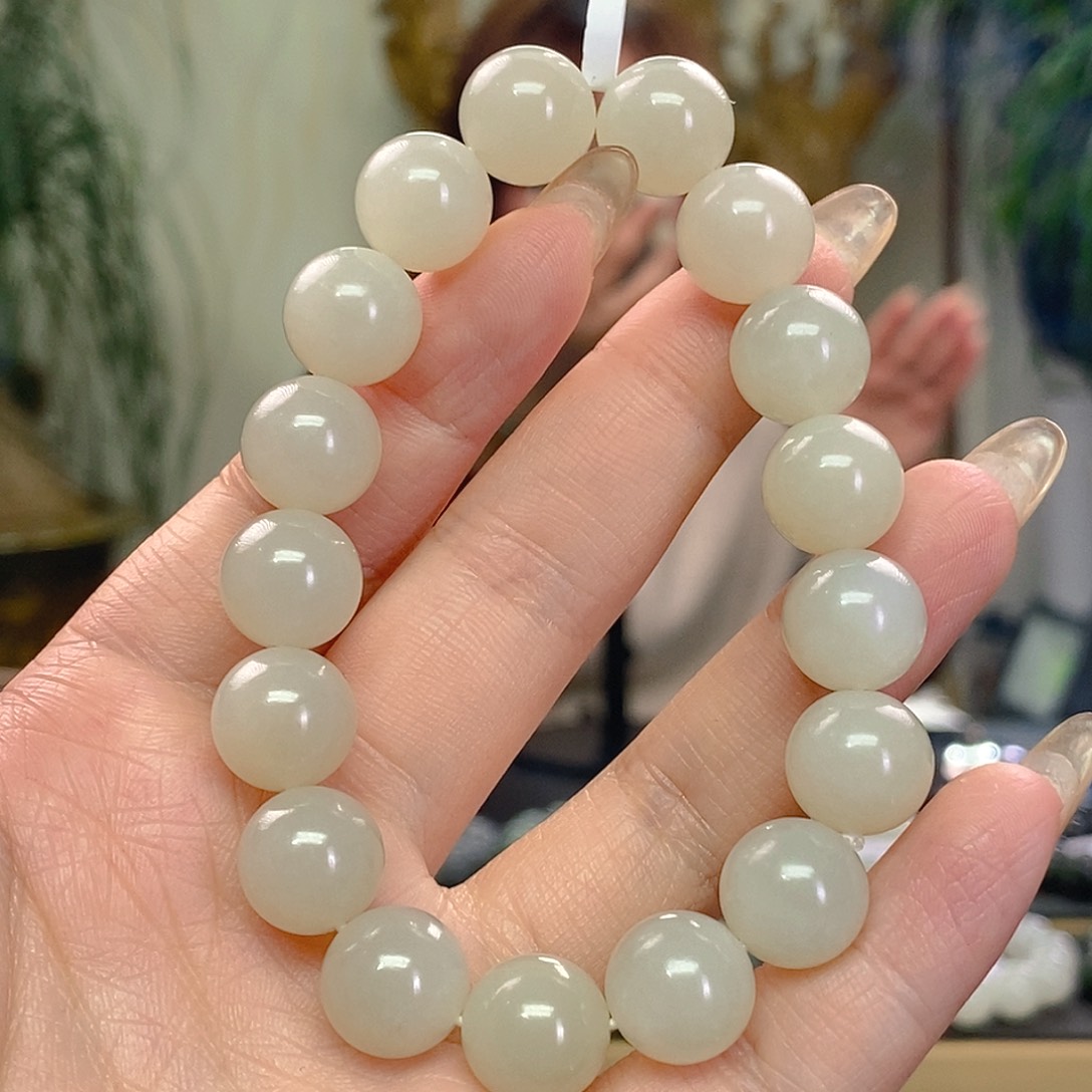 未镶嵌手链和田玉卡12