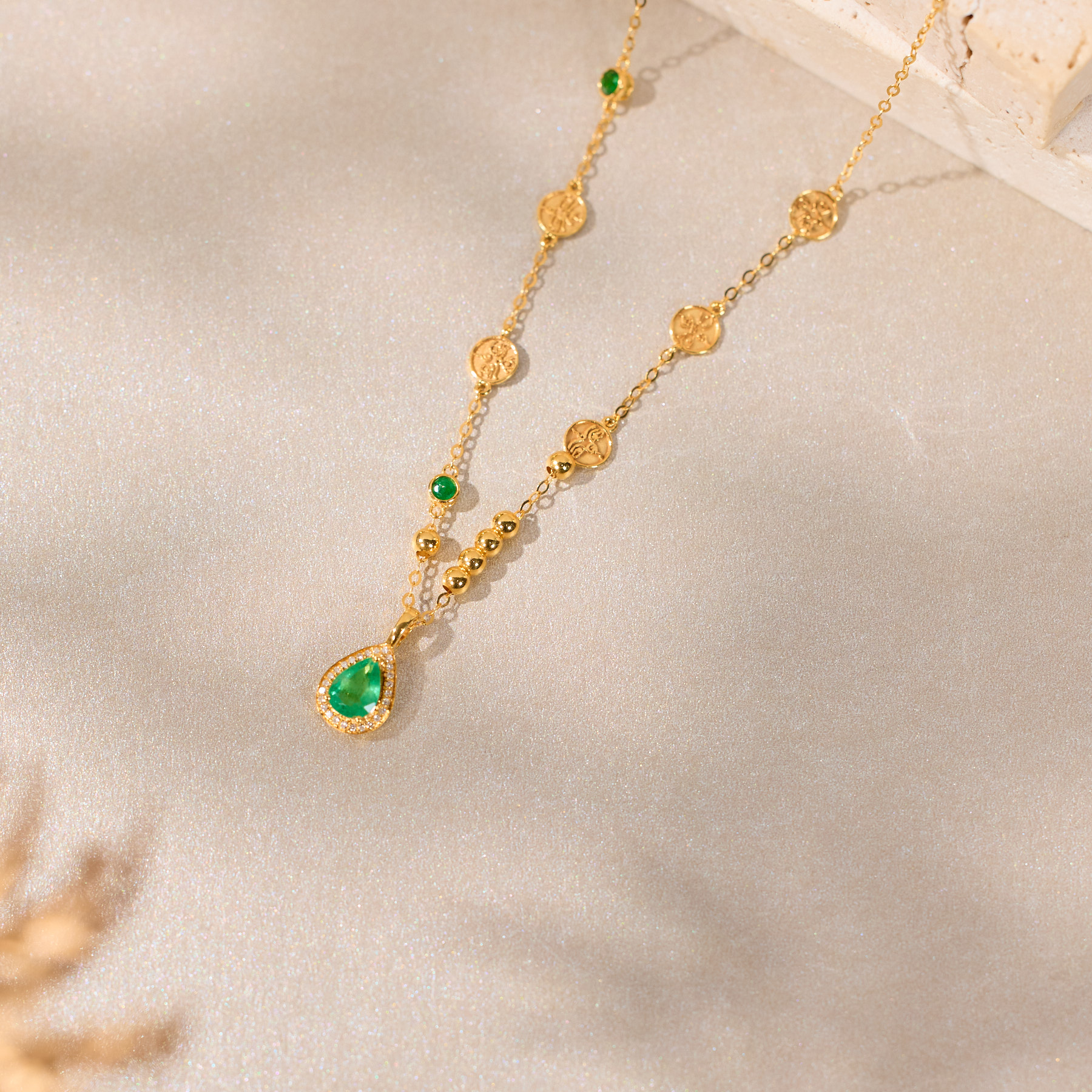 【歪歪】五路财神*祖母绿锁骨链*18K金镶嵌（多样性发一）XB-Q0168