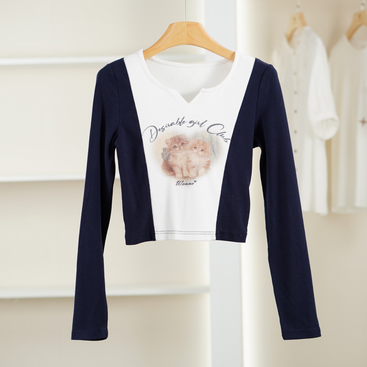 麦迪尚品【文M】51105882 拼接印花长袖上衣春秋女装品牌折扣