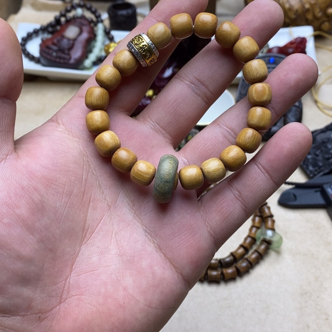 滴血莲花菩提吊坠