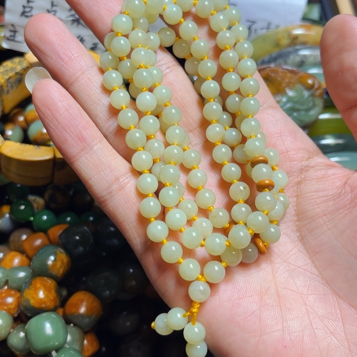 岫岩老玉（透闪石质玉）手链未镶嵌