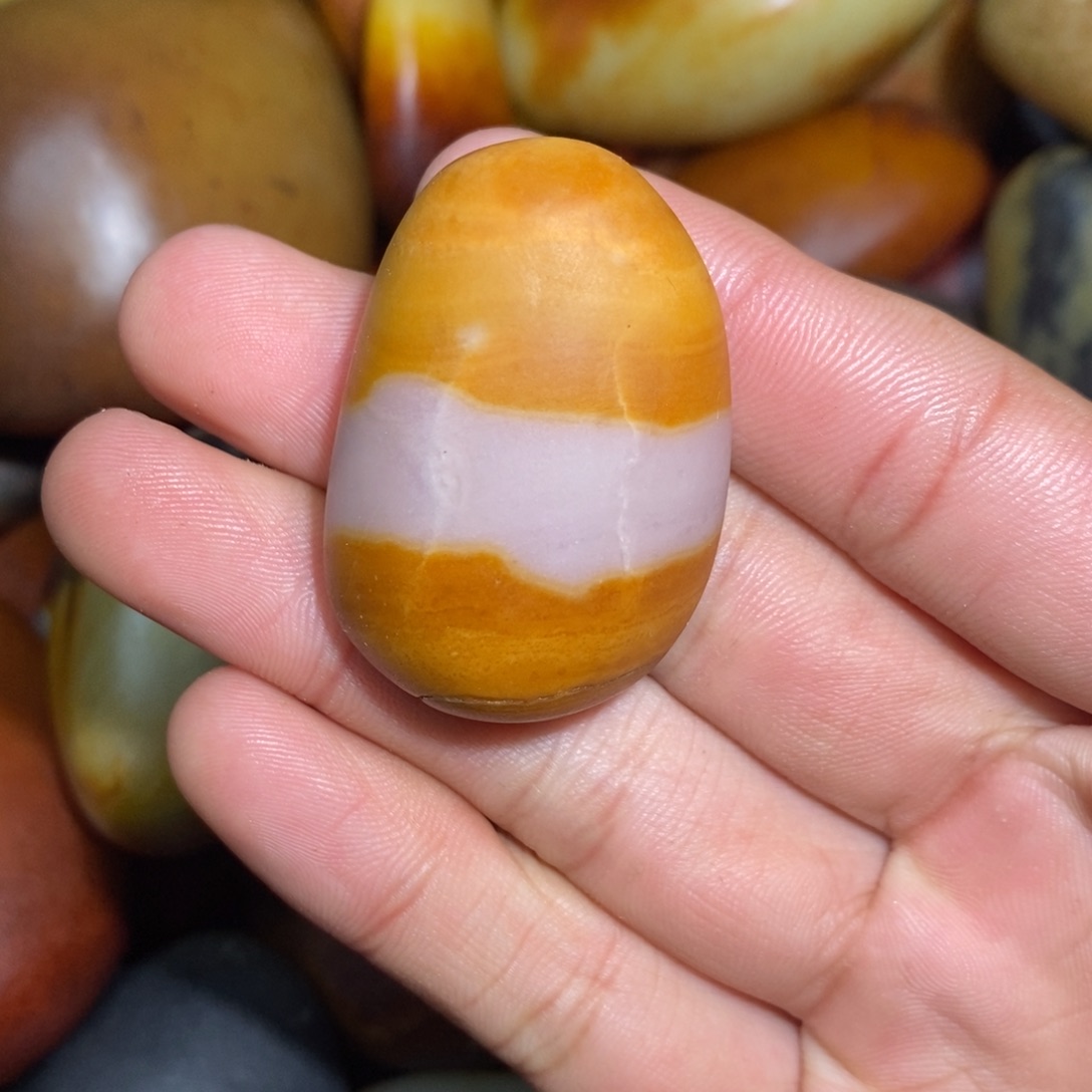 和田玉未镶嵌珠宝奇石