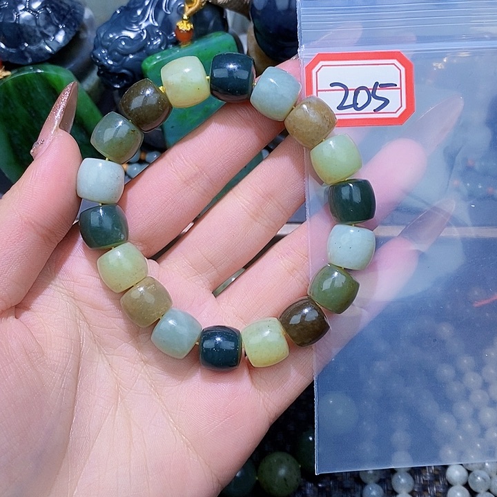 和田玉和田玉边角料随机发未镶嵌